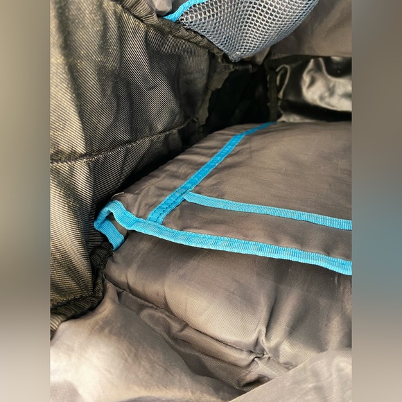 Thule Backpack - Picture 10 of 12